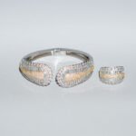 "DUBAI DIAMONTIS STONE BENGALES FINGER RING"