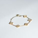 VAN CLEFE BRACELET