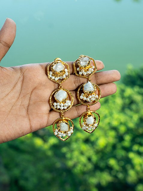 "EAR RING ANTIQUE TRENDY JAIPURI BARUK"